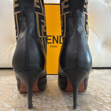 Load image into Gallery viewer, Rockoko Tobacco FF Sock Boots
