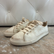 Load image into Gallery viewer, Distressed Low-Top Leather Sneakers
