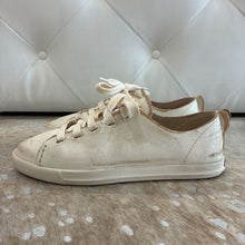 Load image into Gallery viewer, Distressed Low-Top Leather Sneakers
