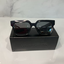 Load image into Gallery viewer, NWT 1.1 Millionaires Sunglasses Z1165W w/case
